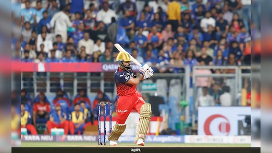 Virat Kohli Instagram: कोहली ने इंस्टाग्राम से डिलीट किए कमाई वाले पोस्ट, फैन्स हैरत में