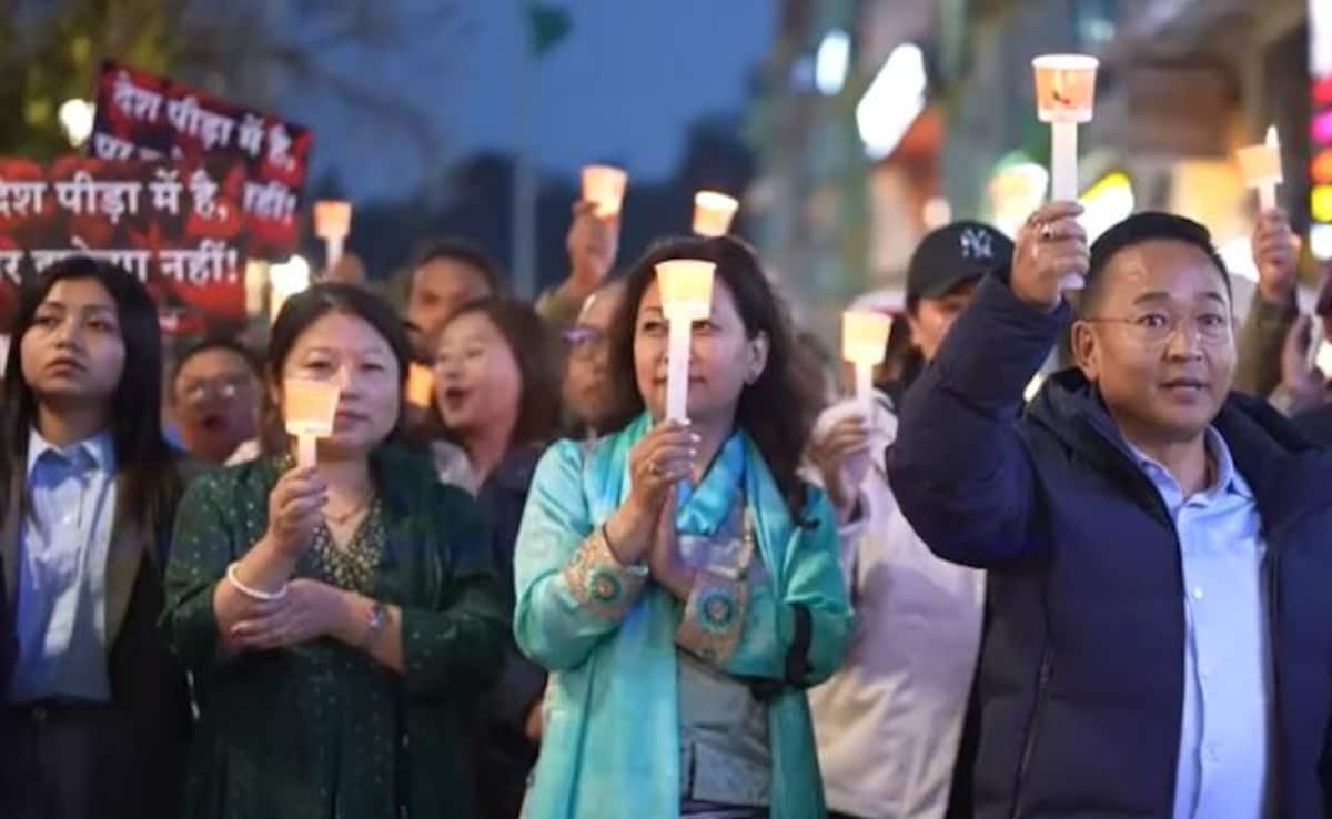 Гангток Главният министър на Sikkim Prem Singh Tamang участва в