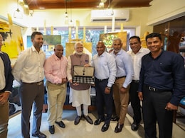 PM Narendra Modi Meets Members Of Sri Lanka's 1996 World Cup-Winning Side On Visit To Island Nation PM Narendra Modi Meets Members Of Sri Lanka's 1996 World Cup-Winning Side On Visit To Island Nation