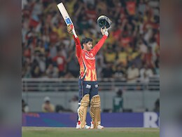 आईपीएल डेब्यू सीजन में शतक लगाने वाले दुनिया के 13 बल्लेबाज, प्रियांश आर्य का ऐतिहासिक कारनामा आईपीएल डेब्यू सीजन में शतक लगाने वाले दुनिया के 13 बल्लेबाज, प्रियांश आर्य का ऐतिहासिक कारनामा