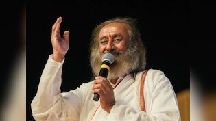 हर समय आलस क्यों आता है? श्री श्री रविशंकर ने बताए चौंकाने वाले कारण और आसान उपाय