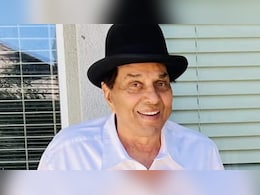 89 साल की उम्र में भी धर्मेंद्र ने एक्सरसाइज करते वीडियो किया शेयर 89 साल की उम्र में भी धर्मेंद्र ने एक्सरसाइज करते वीडियो किया शेयर