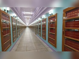 World Book Day 2025: जैसलमेर में है एशिया की सबसे बड़ी अंडरग्राउंड लाइब्रेरी, जमीन से 16 फीट नीचे मौजूद हैं 9 लाख से ज्यादा किताबें World Book Day 2025: जैसलमेर में है एशिया की सबसे बड़ी अंडरग्राउंड लाइब्रेरी, जमीन से 16 फीट नीचे मौजूद हैं 9 लाख से ज्यादा किताबें