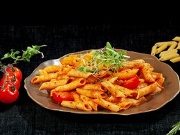 Why You Should Always Cool Boiled Pasta Before Cooking