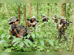 बीजापुर में बड़ी मुठभेड़, एक नक्सली ढेर, कई माओवादियों के मारे जाने की संभावना, हथियारों का जखीरा बरामद बीजापुर में बड़ी मुठभेड़, एक नक्सली ढेर, कई माओवादियों के मारे जाने की संभावना, हथियारों का जखीरा बरामद