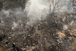 2 Children Killed In Massive Fire At Slum In Delhi's Rohini 2 Children Killed In Massive Fire At Slum In Delhi's Rohini