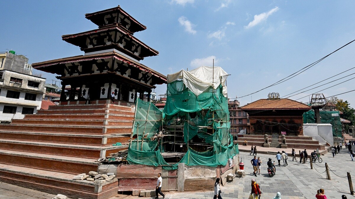 e7mnf29_nepal-