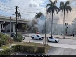 All 3 On Board Dead As Small Plane Crashes Near Highway In US' Florida All 3 On Board Dead As Small Plane Crashes Near Highway In US' Florida