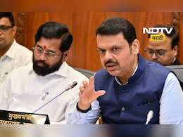 Maharashtra E-Cabinet: आजपासून राज्यात ई-कॅबिनेट! मंत्र्याचा कारभार आयपॅडवर चालणार; कागद हद्दपार Maharashtra E-Cabinet: आजपासून राज्यात ई-कॅबिनेट! मंत्र्याचा कारभार आयपॅडवर चालणार; कागद हद्दपार