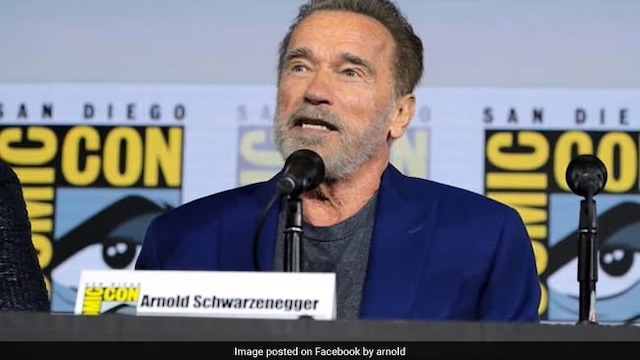 Arnold Schwarzenegger doing T-bar rows at 79