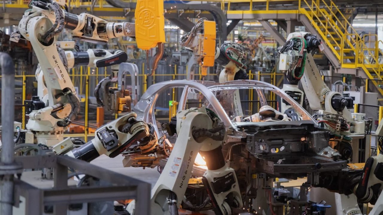 Four Key Challenges India Must Overcome to Become a Manufacturing Hub