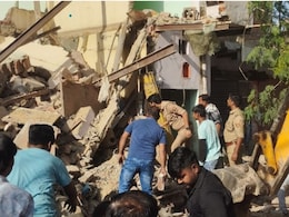 2 Killed, 5 Rescued As 4 Shops Collapse In Agra