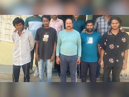 Fake Note Factory: होटल के कमरे में चल रही थी नकली नोट छापने की फैक्ट्री, ऐसे फूट गया पूरा भंडा Fake Note Factory: होटल के कमरे में चल रही थी नकली नोट छापने की फैक्ट्री, ऐसे फूट गया पूरा भंडा