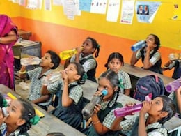 Rajasthan Summer: इस गर्मी राजस्थान के स्कूलों में बजेगी 'वॉटर बेल', स्टूडेंट्स को मिलेंगे एक से ज्यादा ब्रेक Rajasthan Summer: इस गर्मी राजस्थान के स्कूलों में बजेगी 'वॉटर बेल', स्टूडेंट्स को मिलेंगे एक से ज्यादा ब्रेक