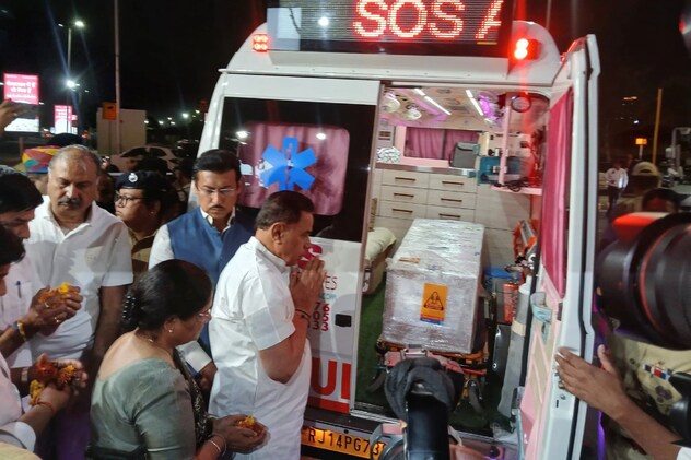 नीरज का पार्थिव शव पहुंचने पर जयपुर में दिखा भावुक माहौल नीरज का पार्थिव शव पहुंचने पर जयपुर में दिखा भावुक माहौल