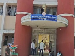 Jalna News: महिला तहसीलदाराची अपमानस्पद वागणूक? शेतकऱ्याला कार्यालयाबाहेरच ब्रेन स्ट्रोक