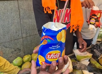 Watch: Vlogger Drinks Coconut Water Mixed With Lays, Angers Internet Watch: Vlogger Drinks Coconut Water Mixed With Lays, Angers Internet