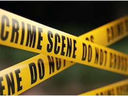 Crime News: आंबेडकर जयंती साजरी करण्यावरून वाद, शिक्षकाचा खून; आरोपींना हैदराबादमध्ये ठोकल्या बेड्या Crime News: आंबेडकर जयंती साजरी करण्यावरून वाद, शिक्षकाचा खून; आरोपींना हैदराबादमध्ये ठोकल्या बेड्या