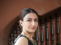 Soha Ali Khan Looks Stylish As Ever In A Black Floral Detailing Jumpsuit