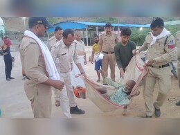 मानवता शर्मसार! बुजुर्ग से 2.5 लाख रुपये हड़पने के बाद परिवार ने नाले में फेंका, पुलिस ने रेस्क्यू कर पहुंचाया अस्पताल मानवता शर्मसार! बुजुर्ग से 2.5 लाख रुपये हड़पने के बाद परिवार ने नाले में फेंका, पुलिस ने रेस्क्यू कर पहुंचाया अस्पताल