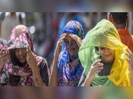 Rajasthan Weather: राजस्थान में गर्मी से लोगों का हाल बेहाल, जानें अपने शहर के मौसम का हाल  Rajasthan Weather: राजस्थान में गर्मी से लोगों का हाल बेहाल, जानें अपने शहर के मौसम का हाल