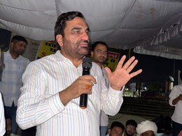 दिन में दिल्ली तो शाम में धरने पर पहुंचे हनुमान बेनीवाल, SI भर्ती रद्द करने की मांग पर अडिग... अगले चरण की तैयारी शुरू