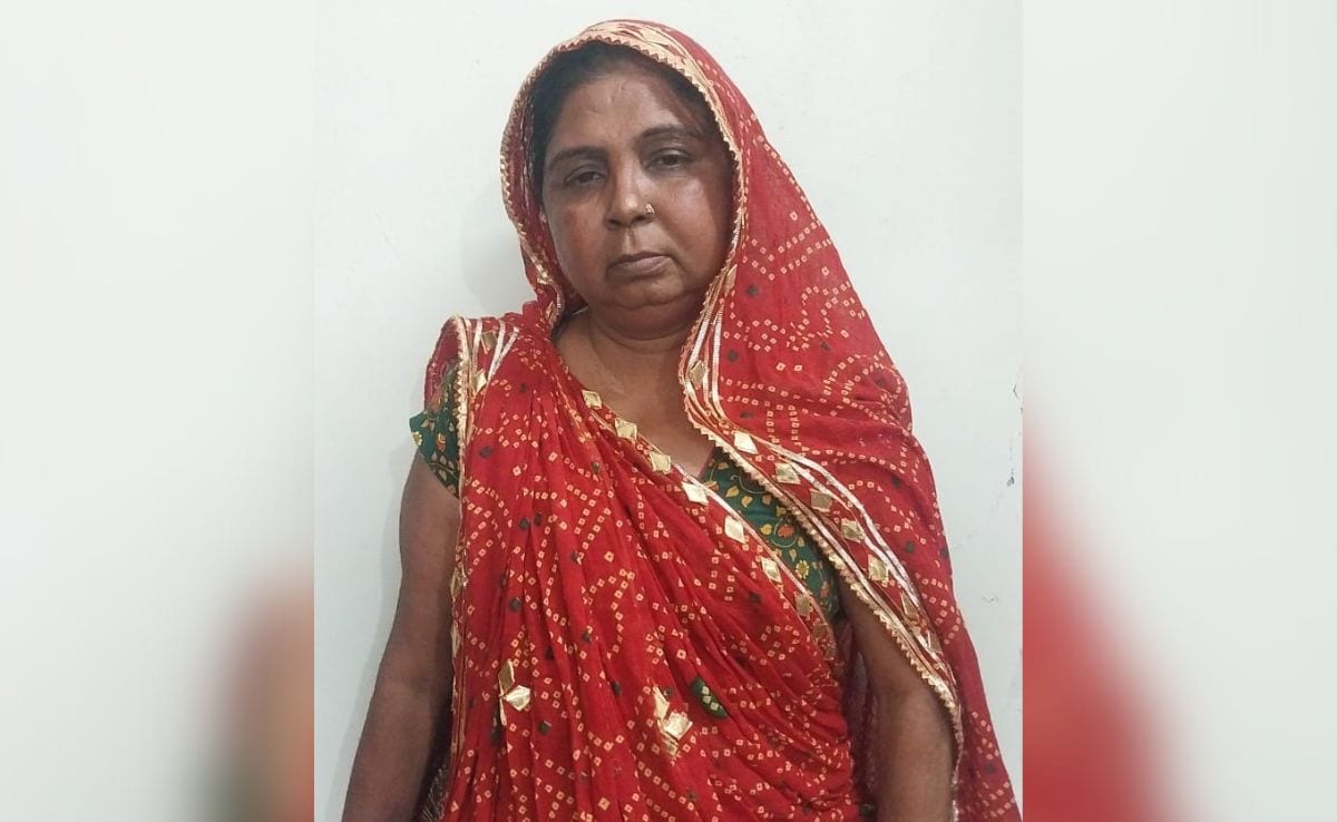 Jaipur Ракета за трафик на хора управлявана под прикритието на