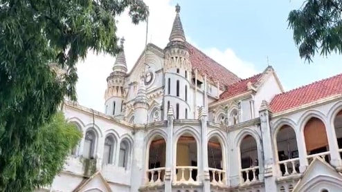 MP: अनुपयुक्त नर्सिंग कॉलेजों के 5000 छात्रों को हाईकोर्ट से राहत, अब दूसरे कॉलेज में हो सकेंगे शिफ्ट