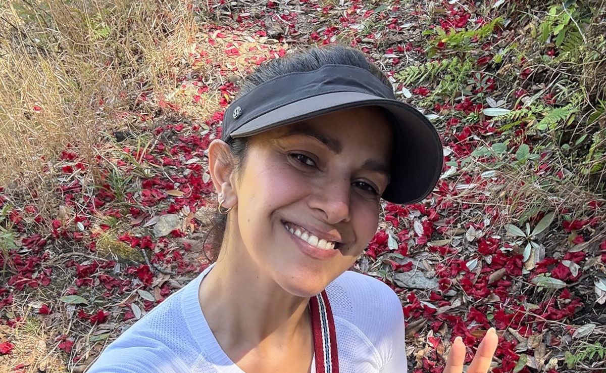 Нимрат Каур си е починал от работните си ангажименти и