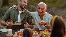 What We Eat In Our 40s Can Determine Health In Our 70s, Harvard Says Best Diet Is...