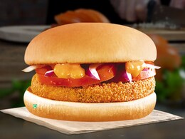 McAloo Tikki In US? <i>Desis</i> Can Enjoy This Limited Edition Burger In Chicago