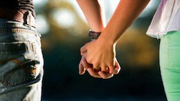 Live in Relationship: मुस्&zwj;ल&zwj;िम अध&zwj;िकारी के साथ ल&zwj;िव इन में रह रही महिला RAS, माता-प&zwj;िता ने बताया लव ज&zwj;िहाद &nbsp;