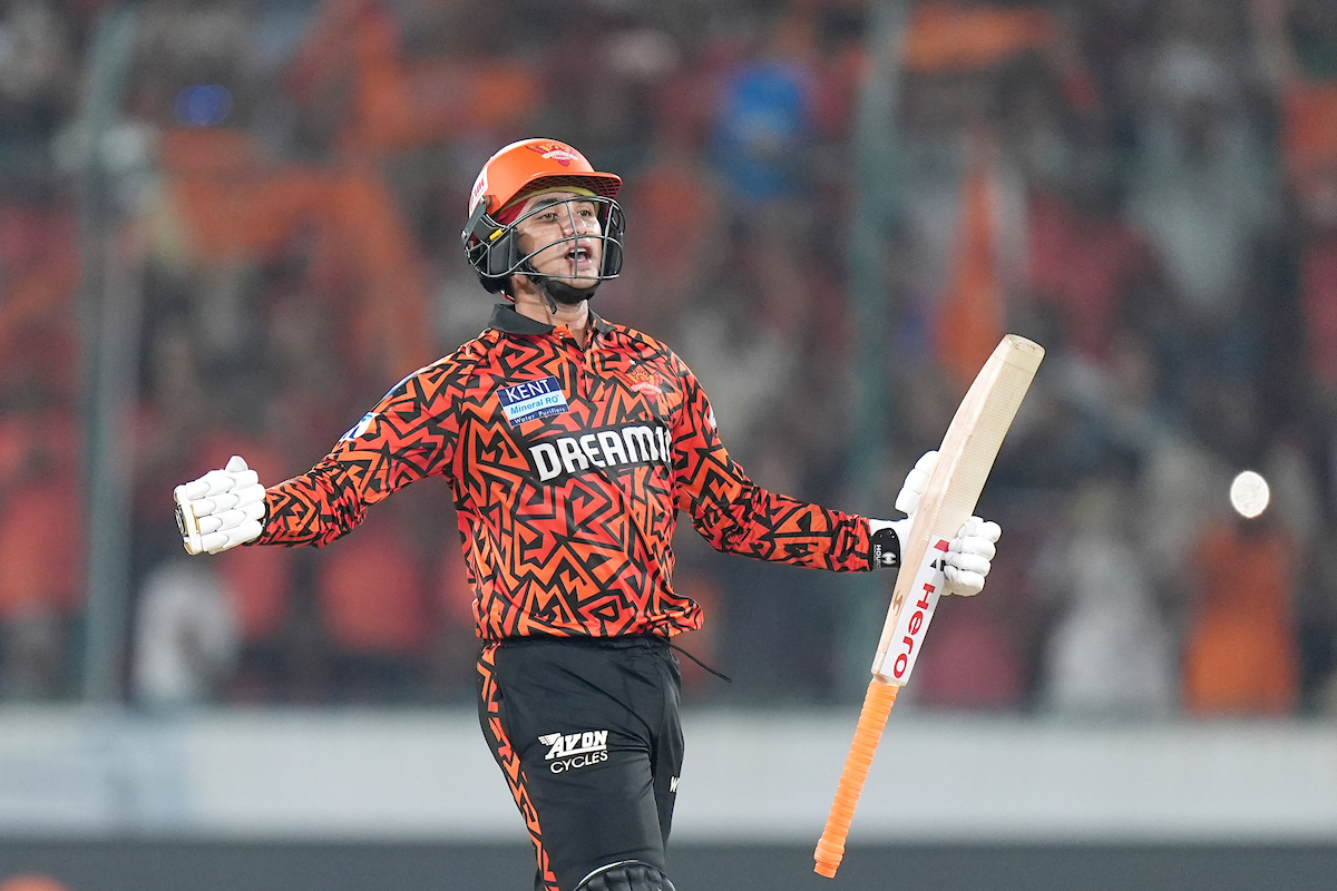 'सहवाग से सीखो', IPL 2026 से पहले भारतीय दिग्गज ने SRH स्टार अभिषेक शर्मा को दे दी चेतावनी