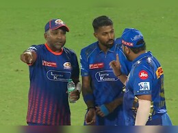 रोहित शर्मा ने किया एक इशारा... और पलट गया पूरा मैच! डगआउट से 'हिटमैन' ने कैसे जिता दिया?