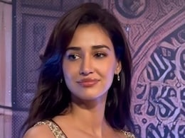 Disha Patani Stuns In A Gilded Fairytale Gown At The Vivienne Westwood Mumbai Show Disha Patani Stuns In A Gilded Fairytale Gown At The Vivienne Westwood Mumbai Show