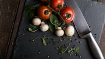 Nutritionist Explains Which Chopping Board Is Best For Your Kitchen