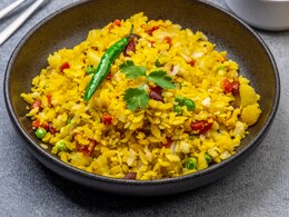 Bored Of Regular Poha? This Chatpata Kala Chana Poha Will Make For A Pleasant Change Bored Of Regular Poha? This Chatpata Kala Chana Poha Will Make For A Pleasant Change