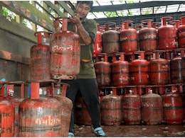 LPG Cylinder Price Drop: आज से 41 रुपये सस्ता हो गया LPG गैस सिलेंडर, राजस्थान में अब चुकाने होंगे मात्र इतने रुपये LPG Cylinder Price Drop: आज से 41 रुपये सस्ता हो गया LPG गैस सिलेंडर, राजस्थान में अब चुकाने होंगे मात्र इतने रुपये