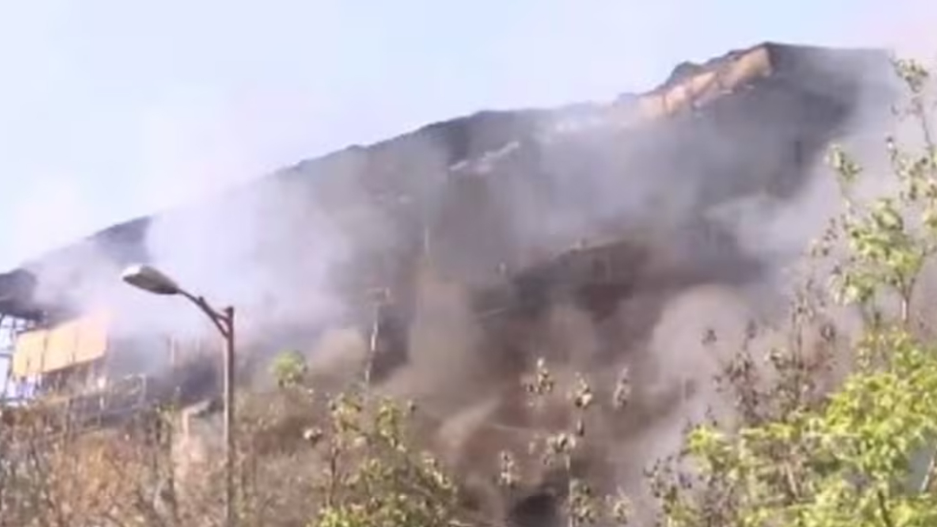 Video: Fire Breaks Out In Delhi Shopping Complex, 'Everything Destroyed'