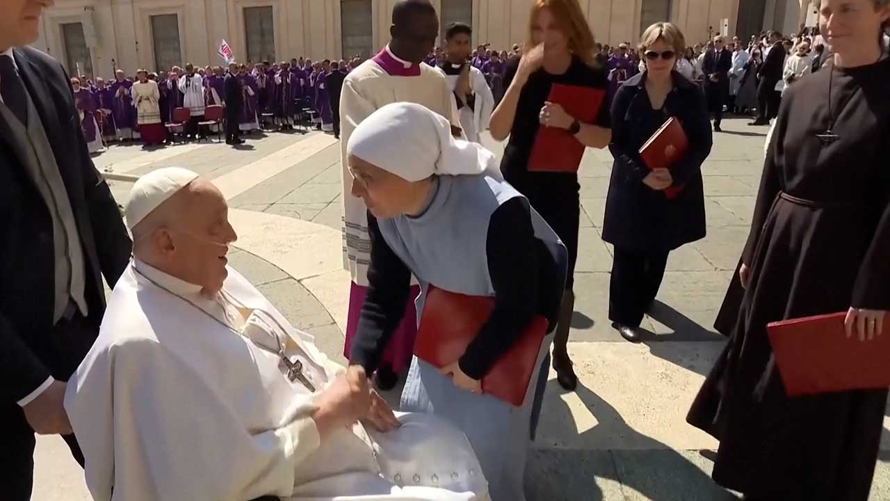 Pope Greets Crowds At Vatican In First Appearance Since Leaving Hospital