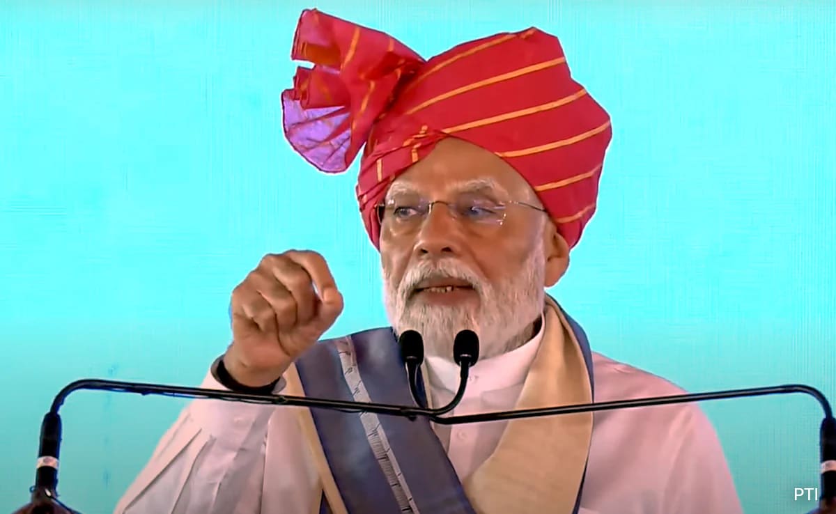 Hisar Нова сграда на терминала на летището той твърди