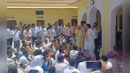 Rajasthan Politics: विधायक इंदिरा मीणा को गिरफ़्तार करने की मांग, भाजपा नेता की शर्ट फाड़ने के ख़िलाफ़ बौंली में जुटे सैंकड़ों भाजपाई&nbsp;
