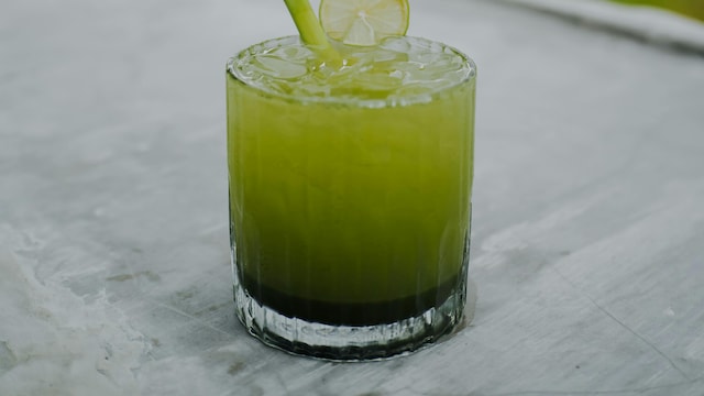 Fresh sugarcane juice contains water and small amounts of electrolytes like potassium