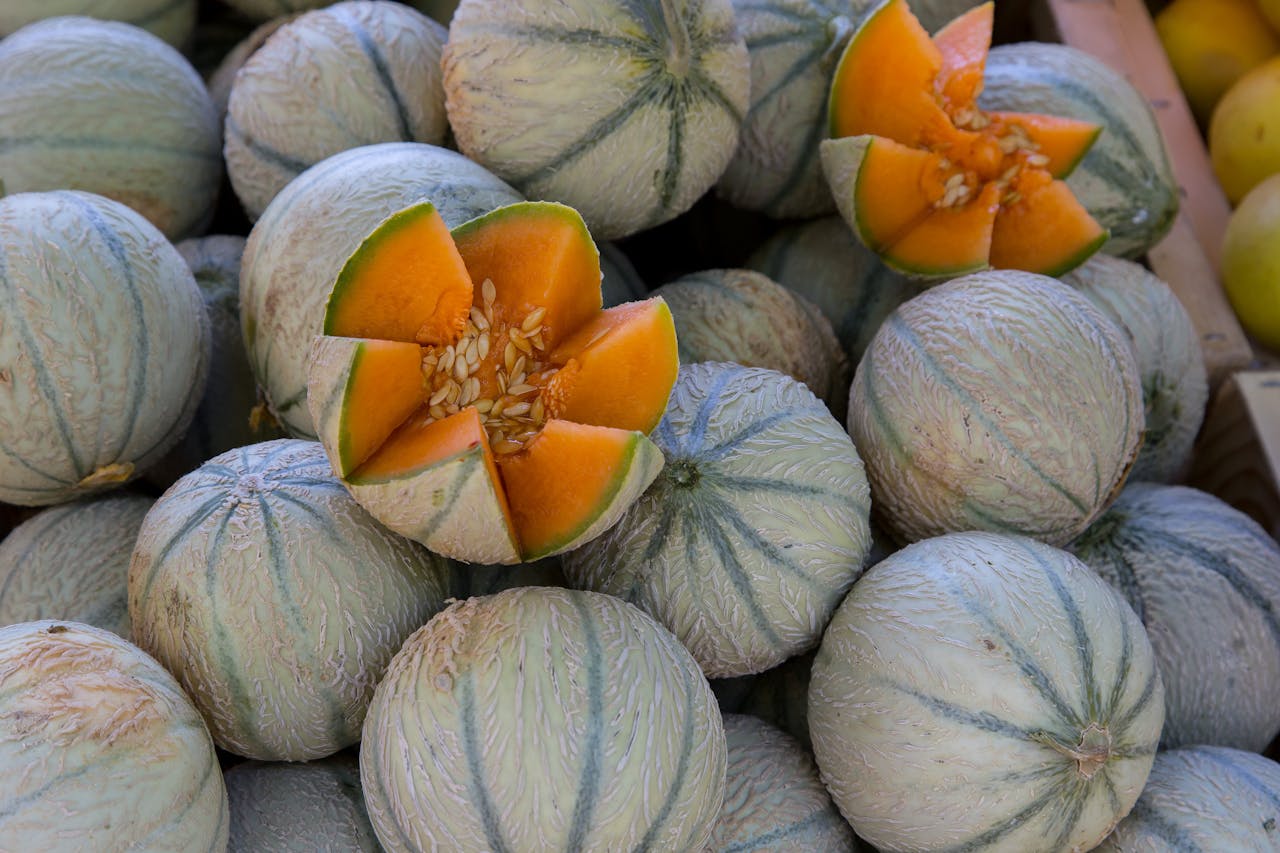 Muskmelon has Myo-inositol which is involved in insulin signalling and healthy ovulation