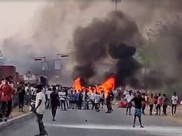 Bengal Violence: Families Migrate To Jharkhand, Relief Camps Set Up in Malda Bengal Violence: Families Migrate To Jharkhand, Relief Camps Set Up in Malda