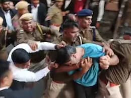 ब्यावर रेप-ब्लैकमेल कांड में बड़ा अपडेट, पुलिस ने दाखिल किया 895 पन्नों का चार्जशीट ब्यावर रेप-ब्लैकमेल कांड में बड़ा अपडेट, पुलिस ने दाखिल किया 895 पन्नों का चार्जशीट