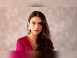 Skin Care Tips: सकाळी उठल्यानंतर चमचाभर खा ही गोष्ट, 12 महिने चेहऱ्यावर राहील चमक आणि तेज Skin Care Tips: सकाळी उठल्यानंतर चमचाभर खा ही गोष्ट, 12 महिने चेहऱ्यावर राहील चमक आणि तेज