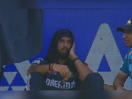Ishant Sharma Falls Sick Due To Heat During GT vs DC IPL 2025 Match. Commentator Says: "Probably..." Ishant Sharma Falls Sick Due To Heat During GT vs DC IPL 2025 Match. Commentator Says: "Probably..."