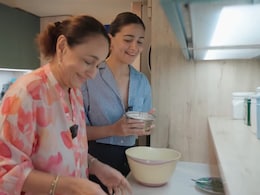 Watch: Alia Bhatt Learns How To Make Apple Crumble From Her Mother, Burns Her Hand Watch: Alia Bhatt Learns How To Make Apple Crumble From Her Mother, Burns Her Hand