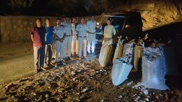 तस्करी के खिलाफ कार्रवाई में गाड़ी छोड़कर भागे तस्कर, 536 किलो डोडा चूरा और 2.920 किलो अफीम जब्त